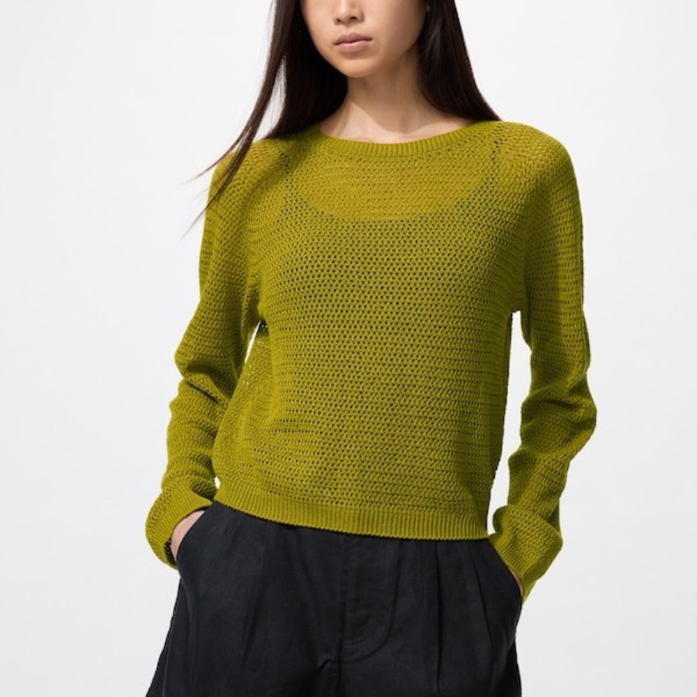 Uniqlo Women's 3D Knit Mesh Sweater, Olive Green, Sold Out, Large